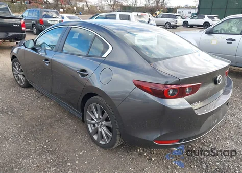 2025 Mazda Mazda3 2.5 S Preferred z USA, uszkodzony, nr VIN JM1BPACM6S1776588